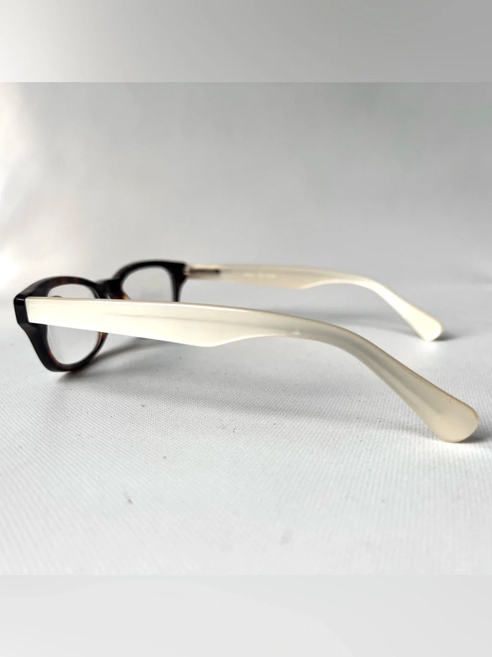PETITE Fit +3.00 Reading Glasses Tortoise/White Square Hornrim Flex Hinge Unisex